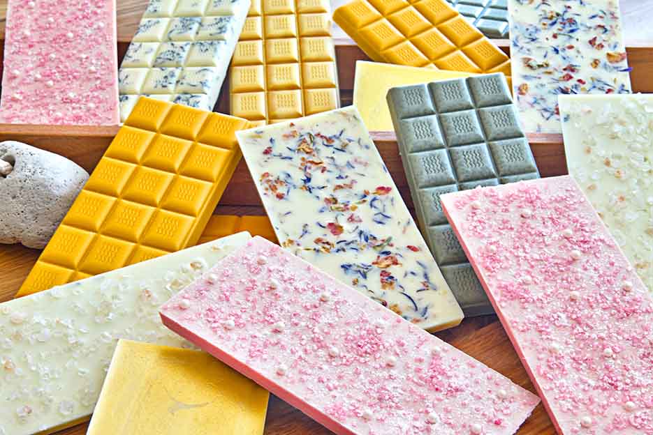 badeschokolade-schokoladentafel-kakaobutter-handarbeit-greendoor-sortiment Greendoor Badeschokoladen Moodbild