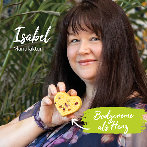 Bildmaterial15 Isabel aus der Greendoor Manufaktur mit einem Bodycremeherz